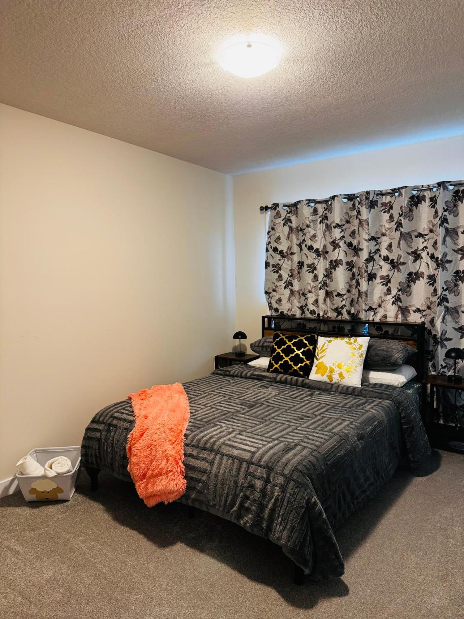 Have Whole House To Yourself Thorold Exterior foto